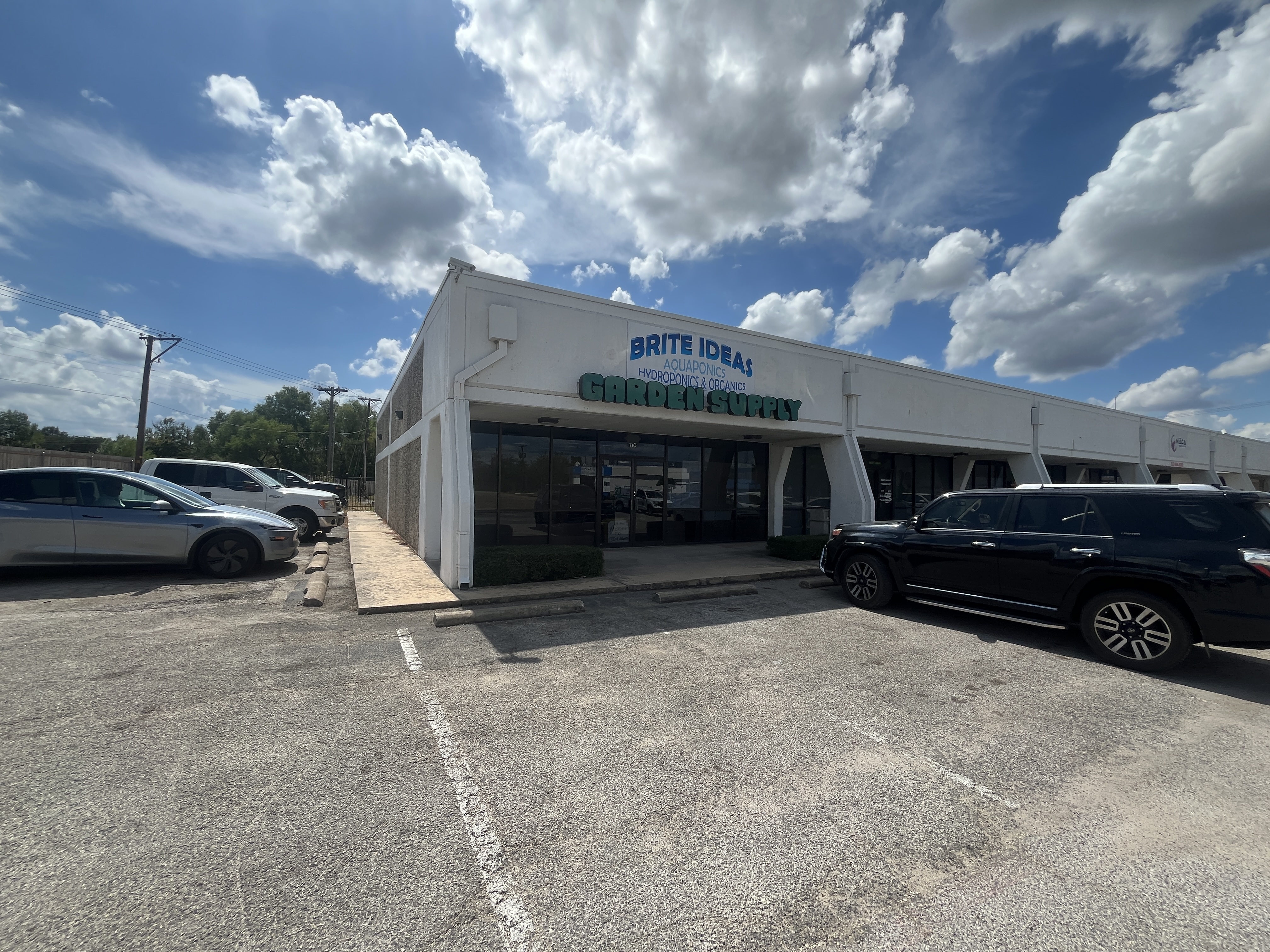 14611 Burnet Rd, Austin, TX